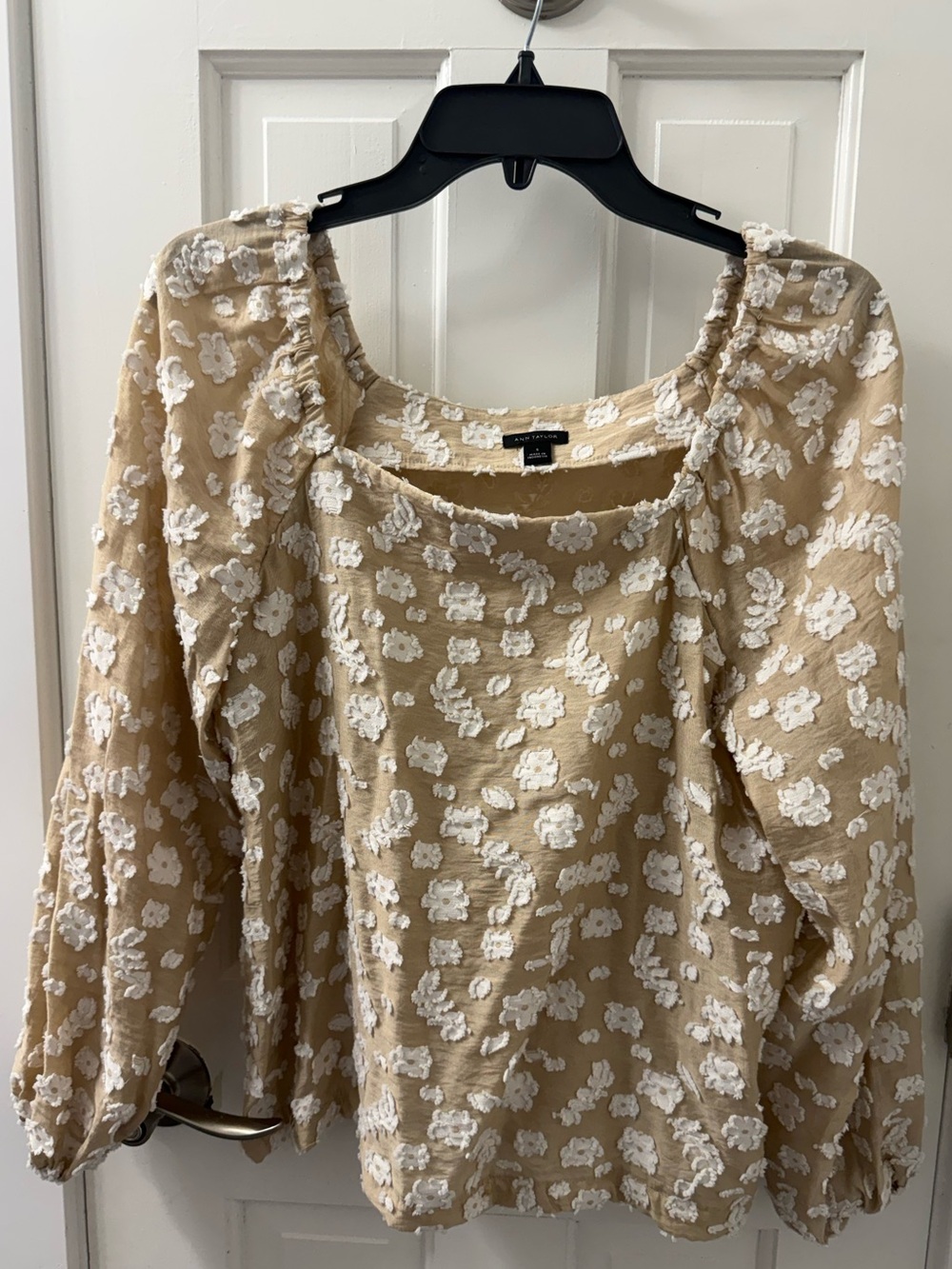 Tan and White Floral Textured Embroidery Peasant Top, Sq Neck, Sz Small